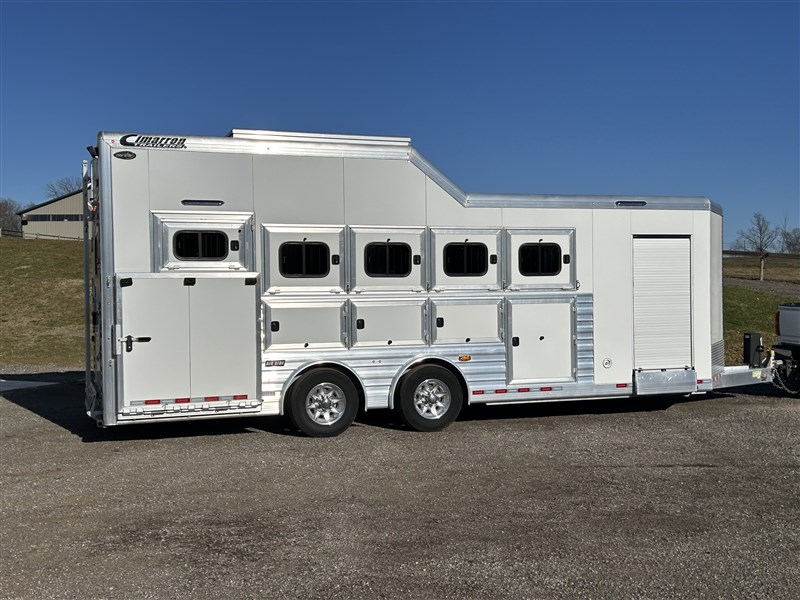 2022 Cimarron Aluminum Five Horse Norstar Slant Stall