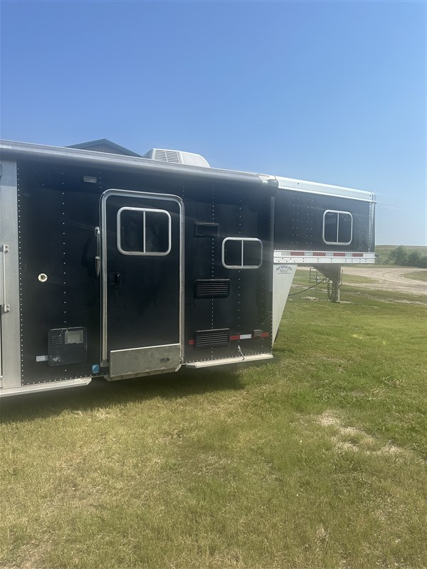 2014 Featherlite 8x30 gn stock