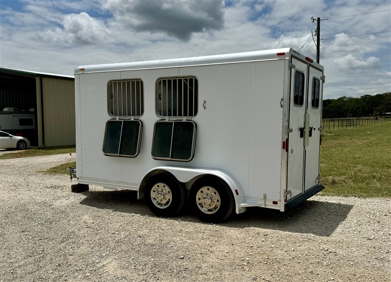 2005 Featherlite 2 horse bp