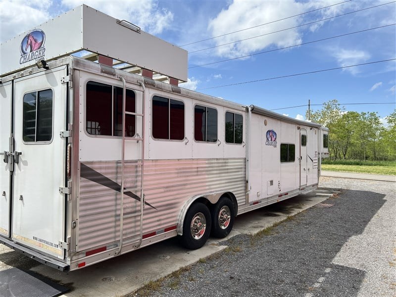 2011 Lakota charger 8415