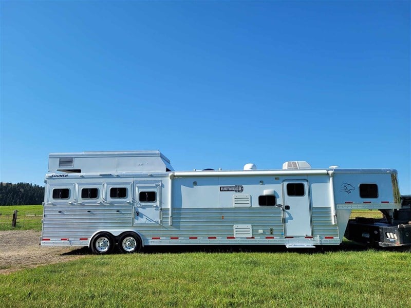 2014 Sooner living quarters