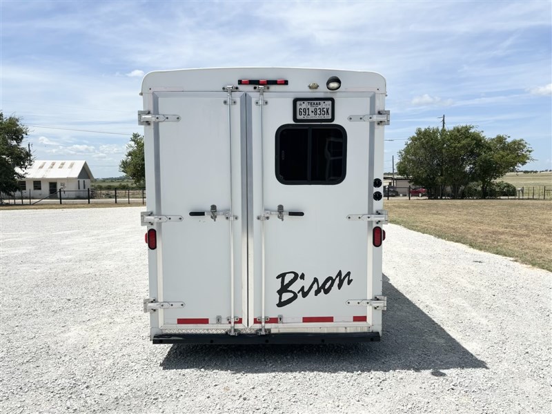 2013 Bison 3 horse slant