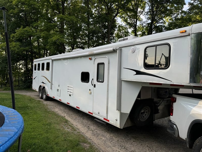 2013 Bison trail express-bunk bed