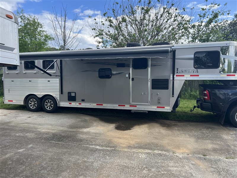 2019 Lakota charger8311