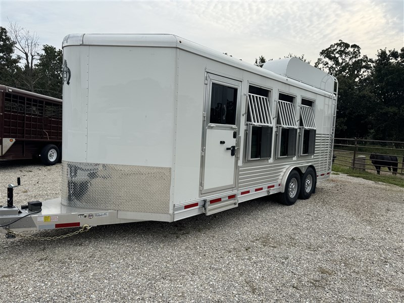 2023 Adam 8'x21'x7'6 tall 4h slant bumper