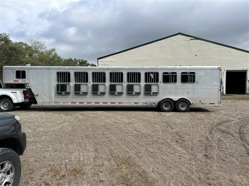 2001  Featherlite