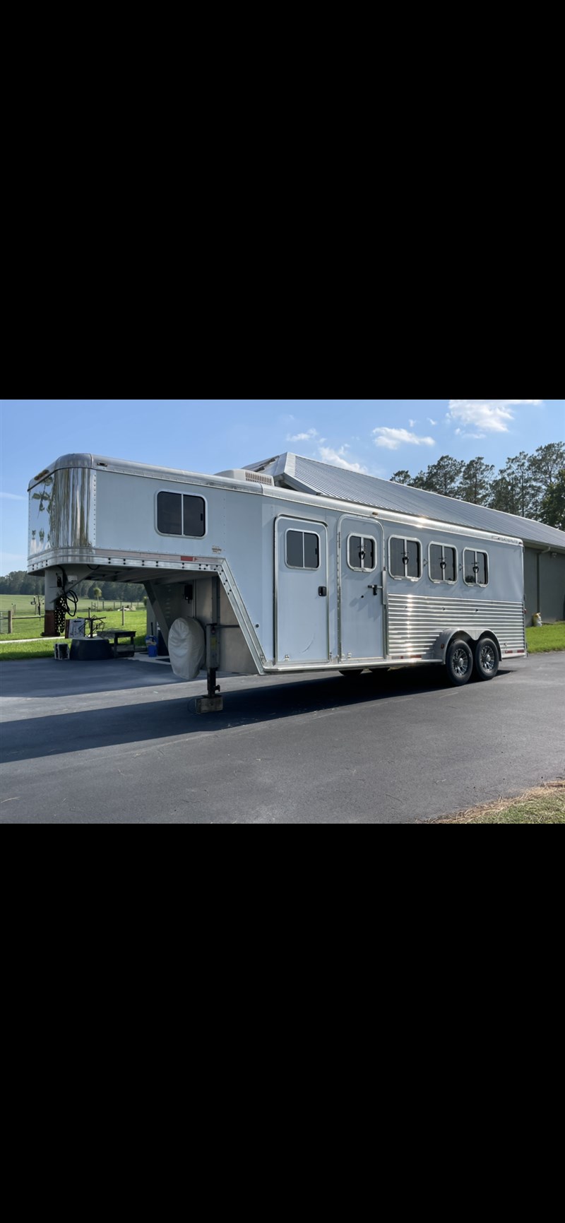 2005  Featherlite