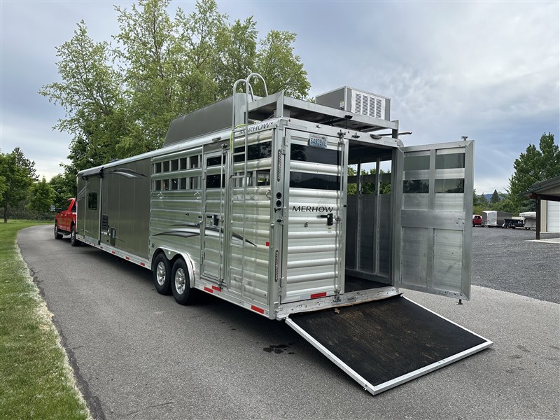 2020 Merhow 8016 Longhorn LQ Fully Loaded