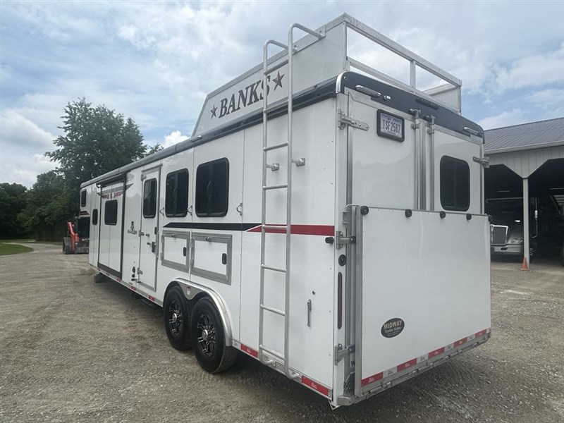 Trailer Photo 6