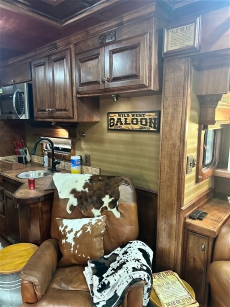 Trailer Photo 16