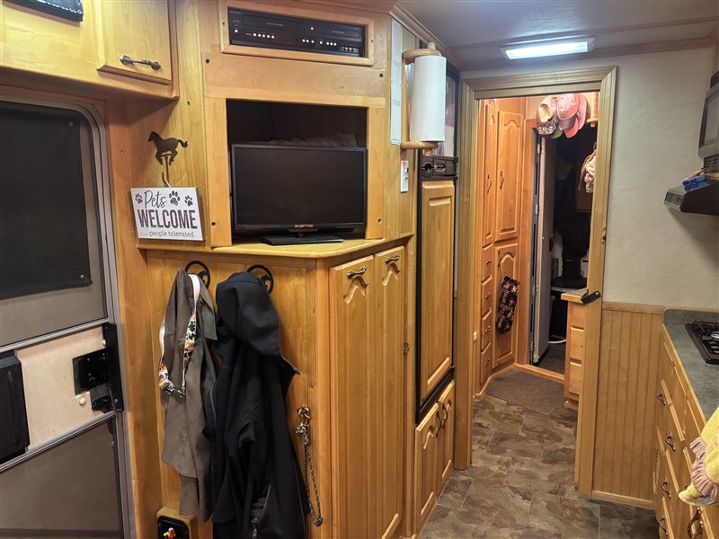 Trailer Photo 22