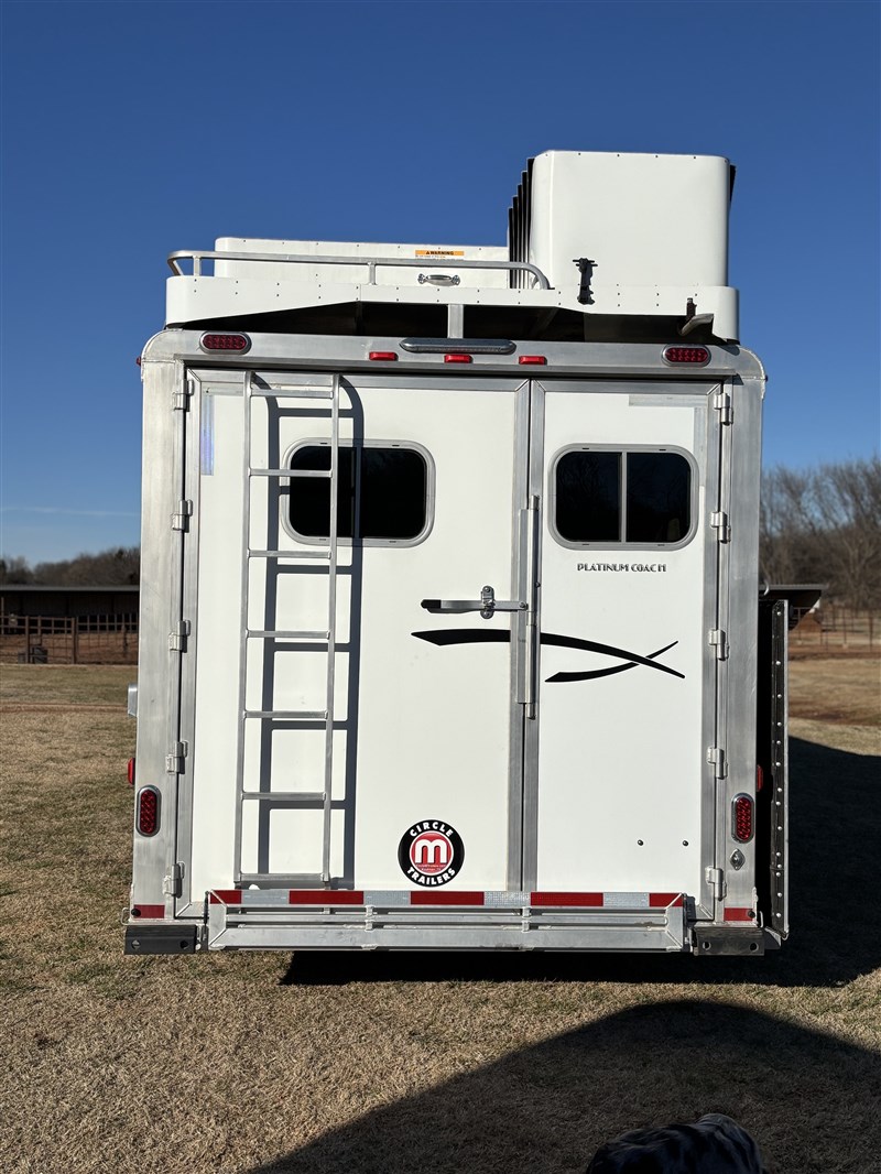 2023 Platinum Coach coach