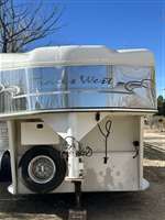 2004 3 horse Trails West Sierra