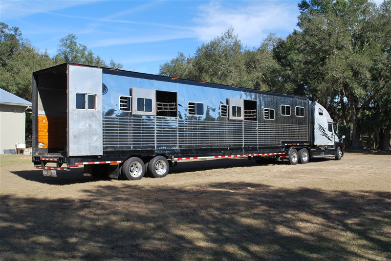 Trailer Photo 8