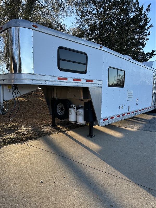 Trailer Photo 2