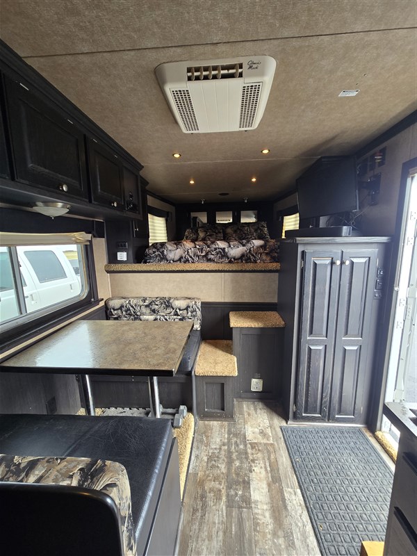 2012&nbsp; Platinum Coach