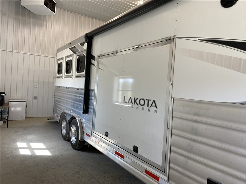 Trailer Photo 6