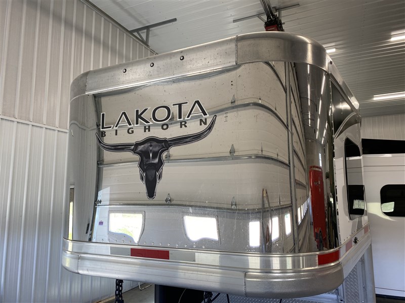 2024 Lakota bh8314ce