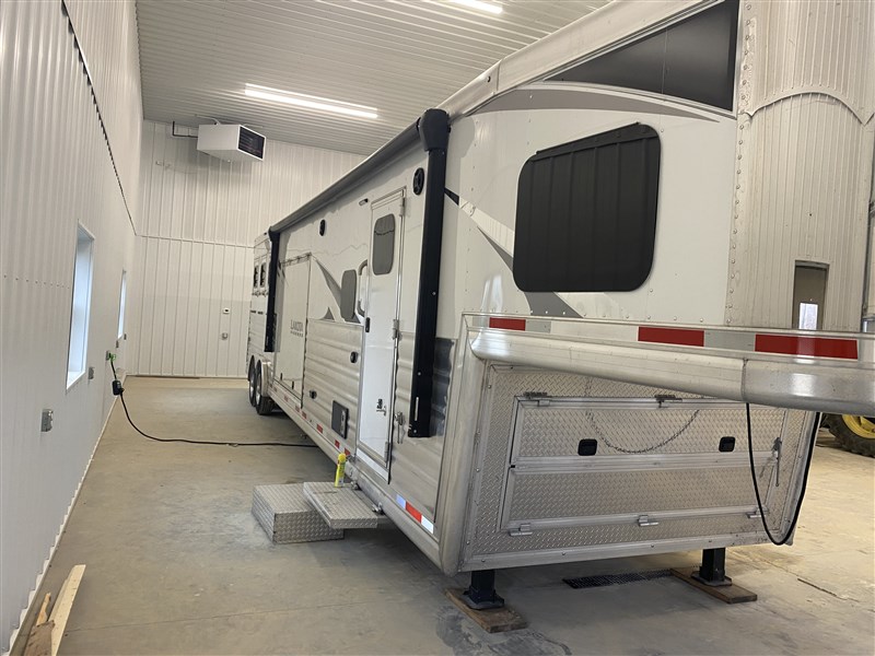 2024 Lakota bh8314ce