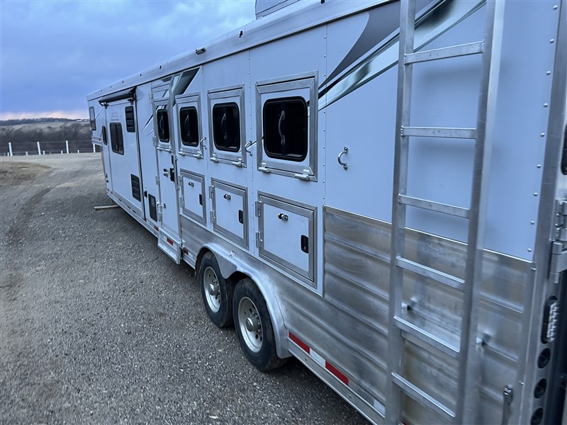 Trailer Image