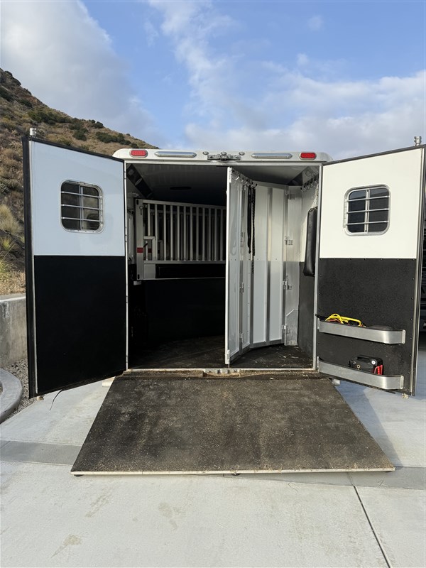 Trailer Photo 7