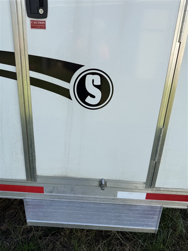 Trailer Photo 14