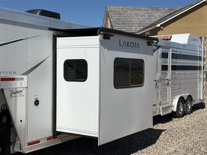 Trailer Photo 16