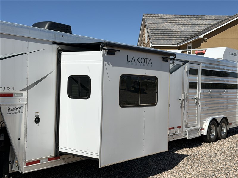 Trailer Photo 3