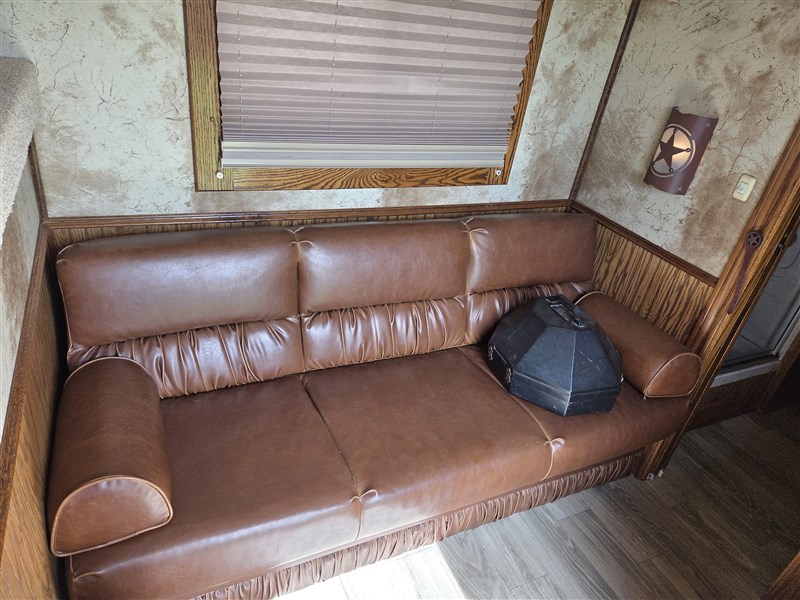 Trailer Photo 21