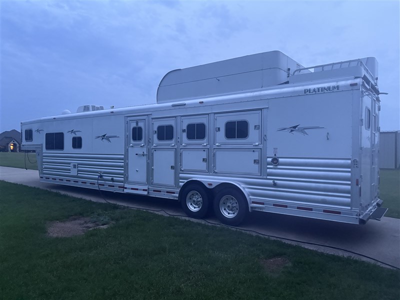 2019 Platinum Coach
