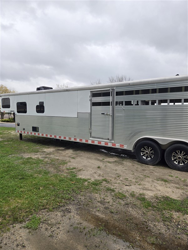 2016 Sundowner 8011 horizon