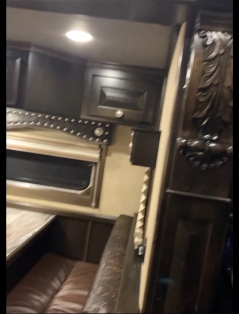 Trailer Photo 15