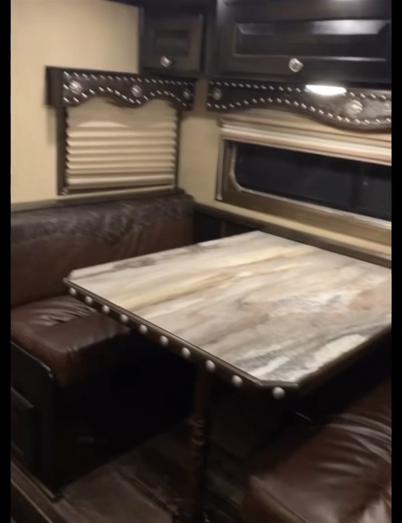 Trailer Photo 16