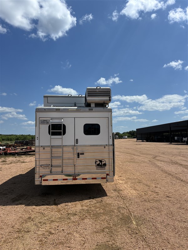 Trailer Photo 14