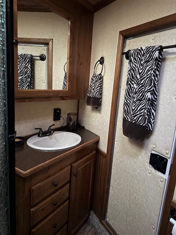 2013 Sundowner horizon 8010