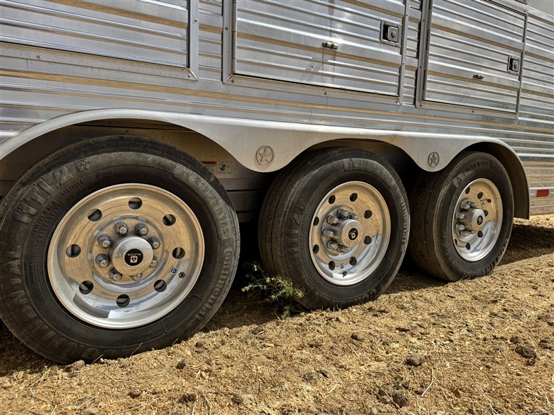Trailer Photo 25