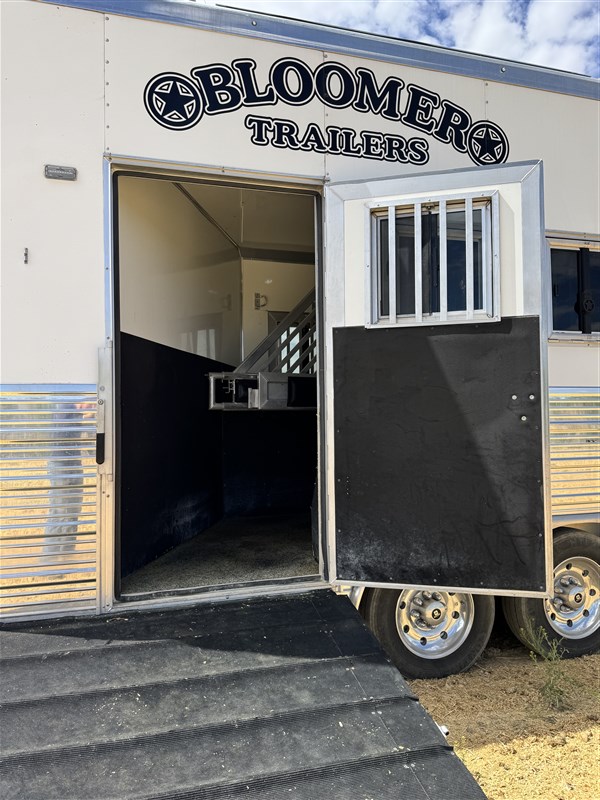 Trailer Photo 18
