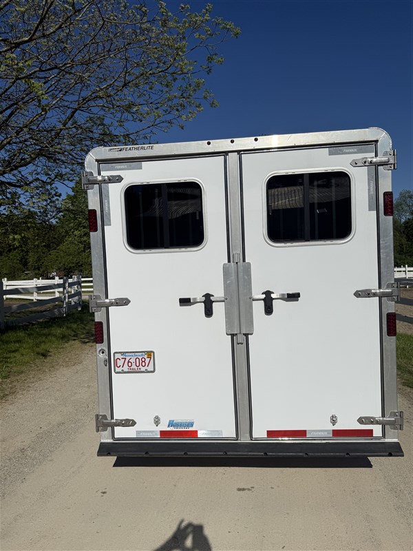 2021 Featherlite 8541-705h-std