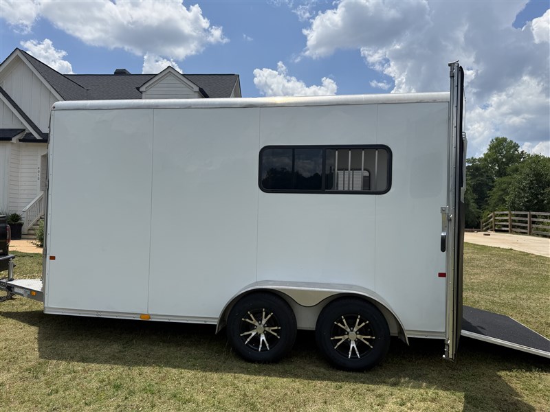Trailer Photo 8