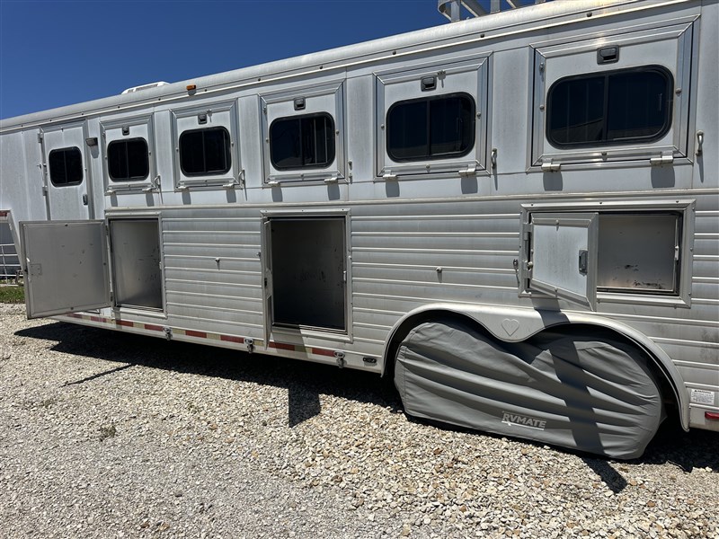 2005 Hart 5 horse