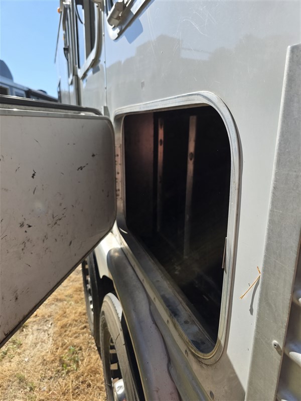 Trailer Photo 18
