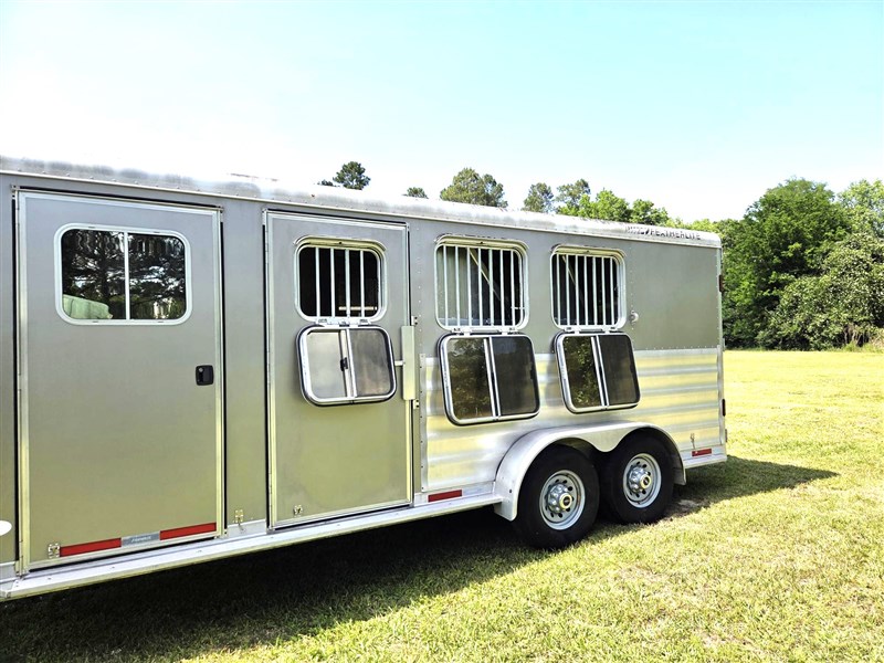 2013 Featherlite 8533