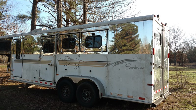 Trailer Photo 13