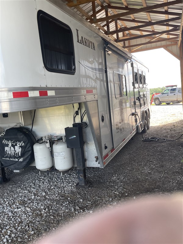 Trailer Photo 19
