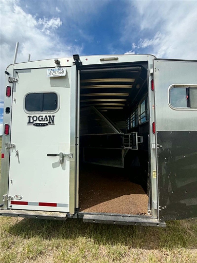 Trailer Photo 23
