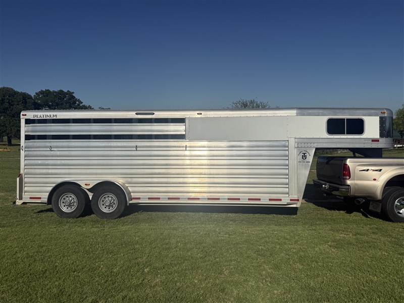 Trailer Photo 9