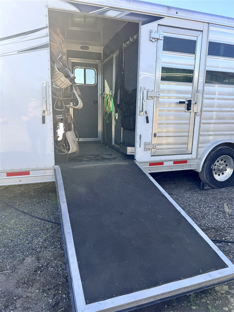 Trailer Photo 9