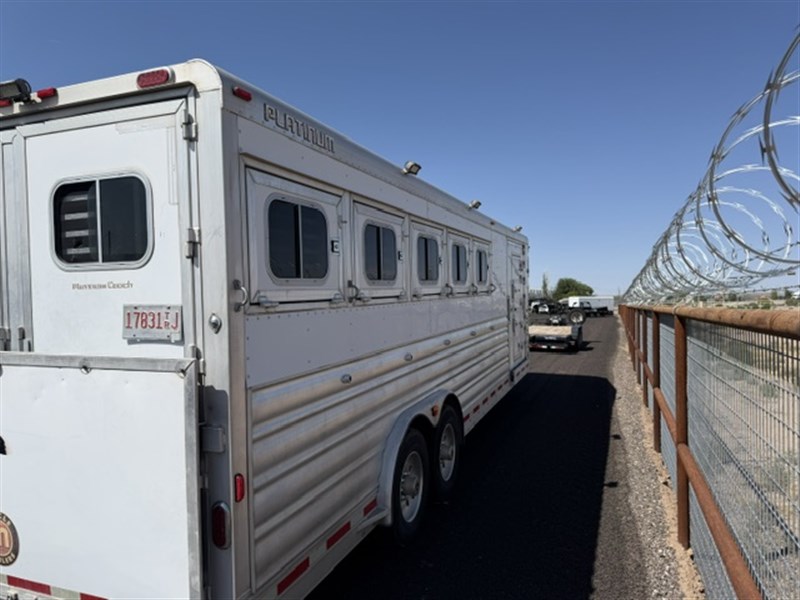 Trailer Photo 9
