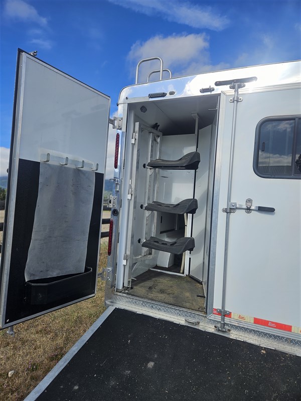 Trailer Photo 6