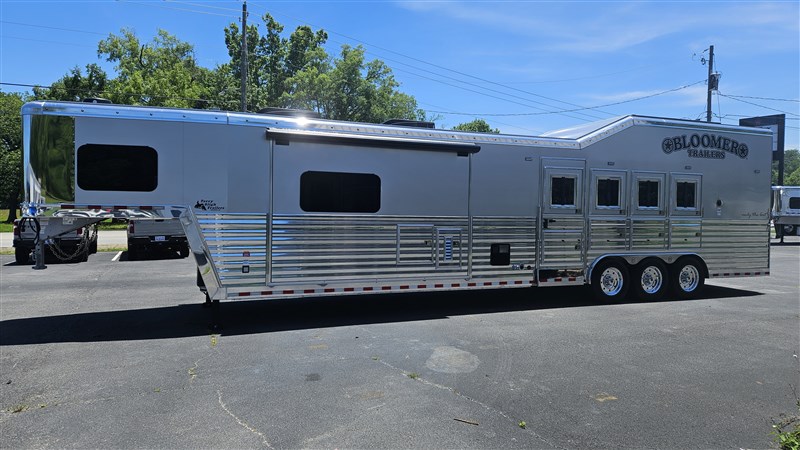 Trailer Photo 3